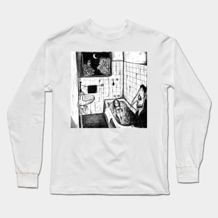 The monster in the bathroom Long Sleeve T-Shirt